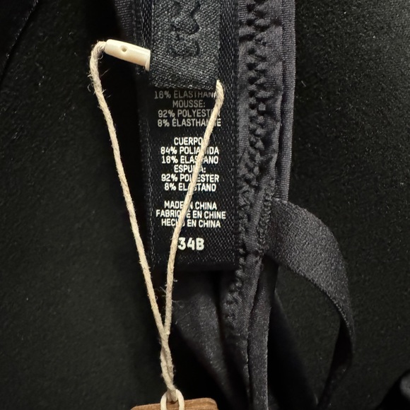 SKIMS Bra size 34 B - Picture 3 of 3